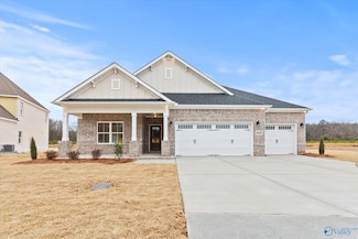 16429 Hamilton Place, Athens, AL 35613