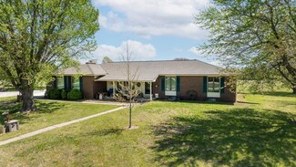 11767 SW 43rd St, Towanda, KS 67144