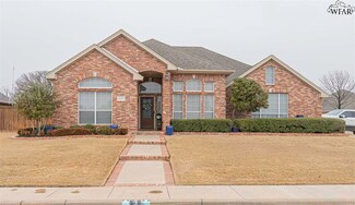 2 Brady Ct, Iowa Park, TX 76367
