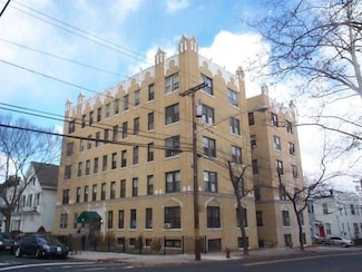 50 Reservoir Ave Unit 302, Jersey City, NJ 07307