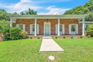 1375 Camp Rd, Poplar Bluff, MO 63901