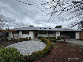 2040 128th Ave SE, Bellevue, WA 98005