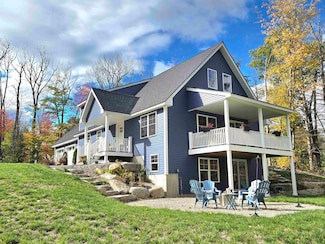 2318 W Side Rd, North Conway, NH 03860