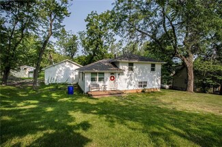 11924 Merritt Rd, Grandview, MO 64030