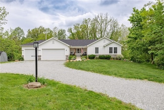 1056 Halpin Rd, Clarksville, OH 45113