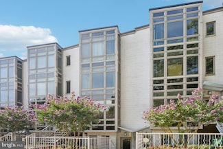 215 R St NE Unit A, Washington, DC 20002
