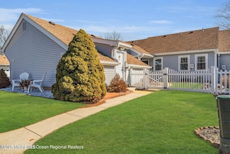 21 Plaza Del Campillo Unit 1000, Freehold, NJ 07728
