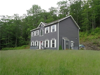 671 Breed Hollow Rd, Horseheads, NY 14845