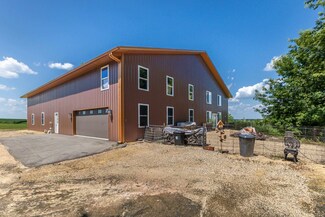 3886 Highway 61 & 35, Potosi, WI 53811
