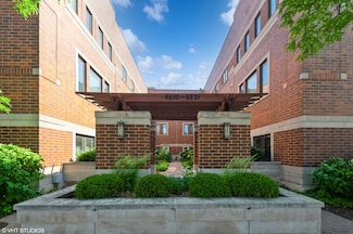 6531 N Lincoln Ave Unit 6, Chicago, IL 60659