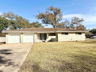 642 Gardenia Ave, Orange, TX 77630