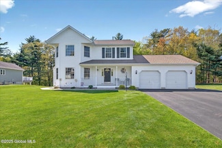 34 Native Dancer Ln, Saratoga Springs, NY 12866