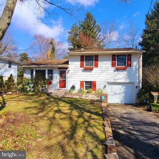 809 Valley View Rd, Media, PA 19063