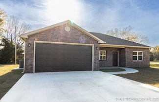 400 Vine St, Chelsea, OK 74016