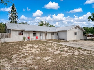 11 S Lantana Ave, Avon Park, FL 33825