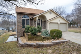 200 Wagonwheel Dr, Jefferson City, MO 65109