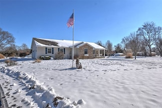 3460 Betzer Ave, Decatur, IL 62526