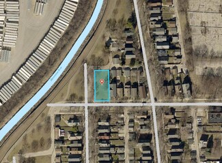 4026 W Clybourn St, Milwaukee, WI 53208