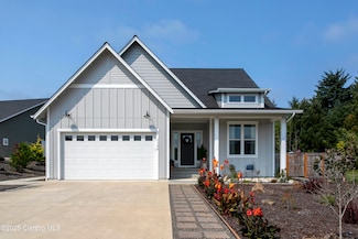 1190 SE Bugle Ave, Warrenton, OR 97146