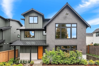12806 NE 83rd St, Kirkland, WA 98033