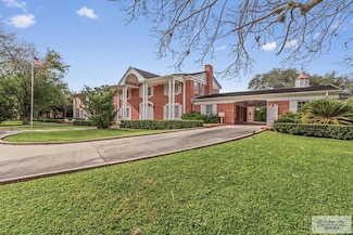 2301 Riverside Dr, Harlingen, TX 78550