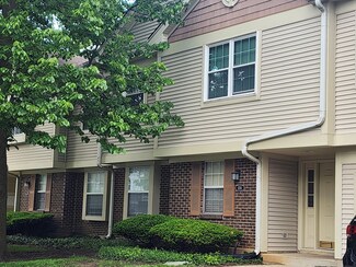 1251 Bradwell Ln Unit B, Mundelein, IL 60060