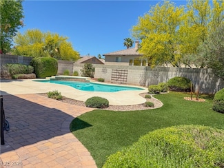 1564 Silver Knoll Ave, Las Vegas, NV 89123