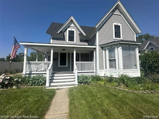 403 N Oak St, Durand, MI 48429