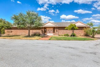 700 N 3rd St, Ballinger, TX 76821