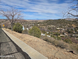 1300 Newport Ridge Dr, Prescott, AZ 86303