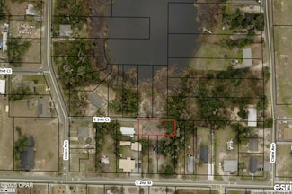 3616 E 2nd Ct, Panama City, FL 32401