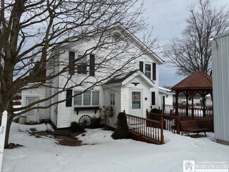 33 Maple St, Conewango Valley, NY 14726