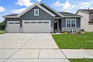 972 Brookfield Chase Ct, Florissant, MO 63031