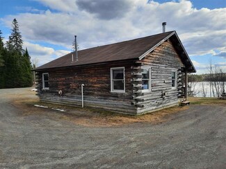 14 Loon Cove Ln, Pittsburg, NH 03592