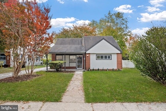 214 Oxford Cir, Norristown, PA 19403