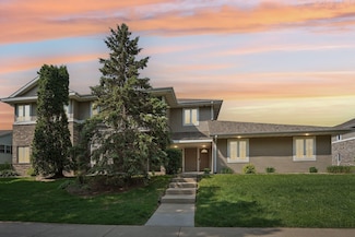 802 Herndon Dr Unit C, Madison, WI 53718