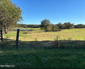 1029 N Ratliff Rd, Jackson, MS 39209