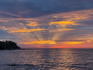 69-1873 Puako Beach Dr, Kamuela, HI 96743