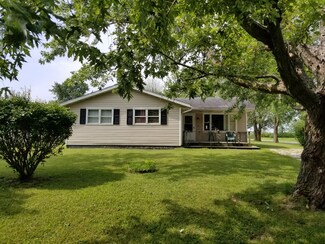 7840 S Sugar Island Rd, Chebanse, IL 60922