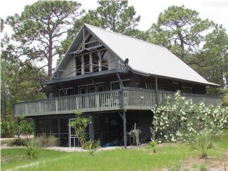 119 Larry Dr, Carrabelle, FL 32322