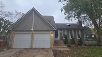 14014 S Cottonwood Dr, Olathe, KS 66062