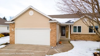525 White Pine Blvd, Lansing, MI 48917