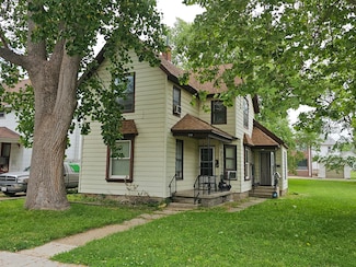 213 5th Ave, Rock Falls, IL 61071