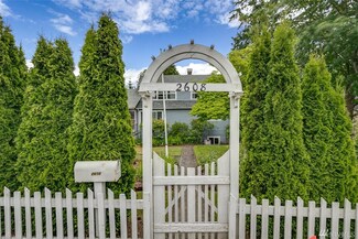 2608 Perry Ave, Bremerton, WA 98310