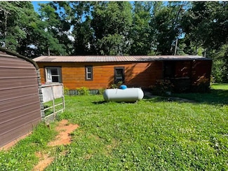 140 Cole Rd, Copperhill, TN 37317
