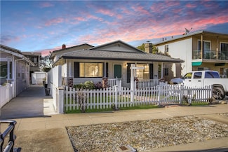 1054 W 23rd St, San Pedro, CA 90731