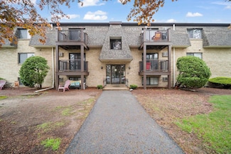 11 Tiffany Rd Unit 3, Salem, NH 03079
