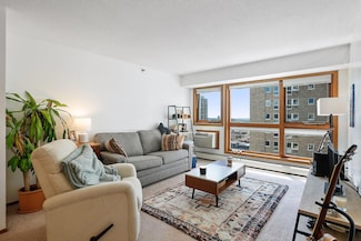 433 S 7th St Unit 1816, Minneapolis, MN 55415