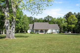 185 Lakeview Rd, Columbia, MS 39429