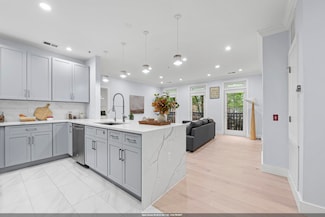 126 Dudley St Unit 217, Jersey City, NJ 07302